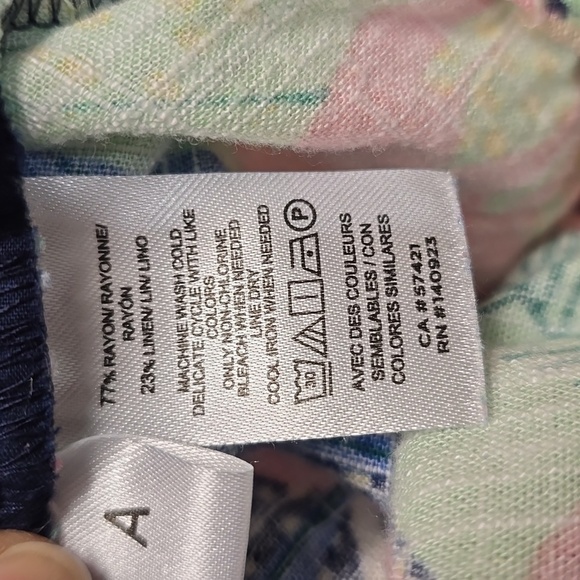 {LOFT} Fluid Wide Leg Crop Pants in Palm Print - Size XL - Picture 11 of 12